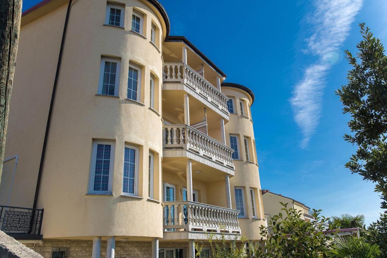 Apartmani Kovac ツリクヴェニツァ エクステリア 写真