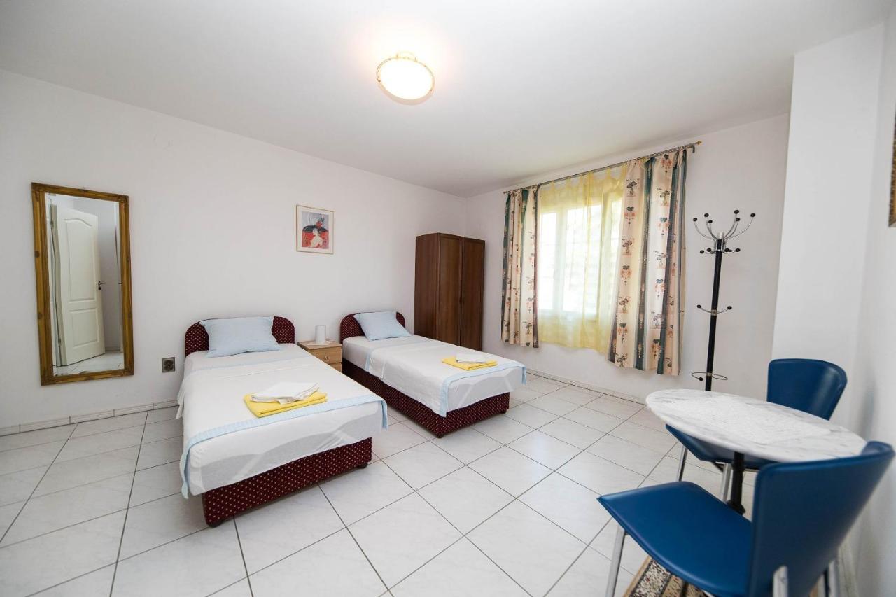 Apartmani Kovac ツリクヴェニツァ エクステリア 写真