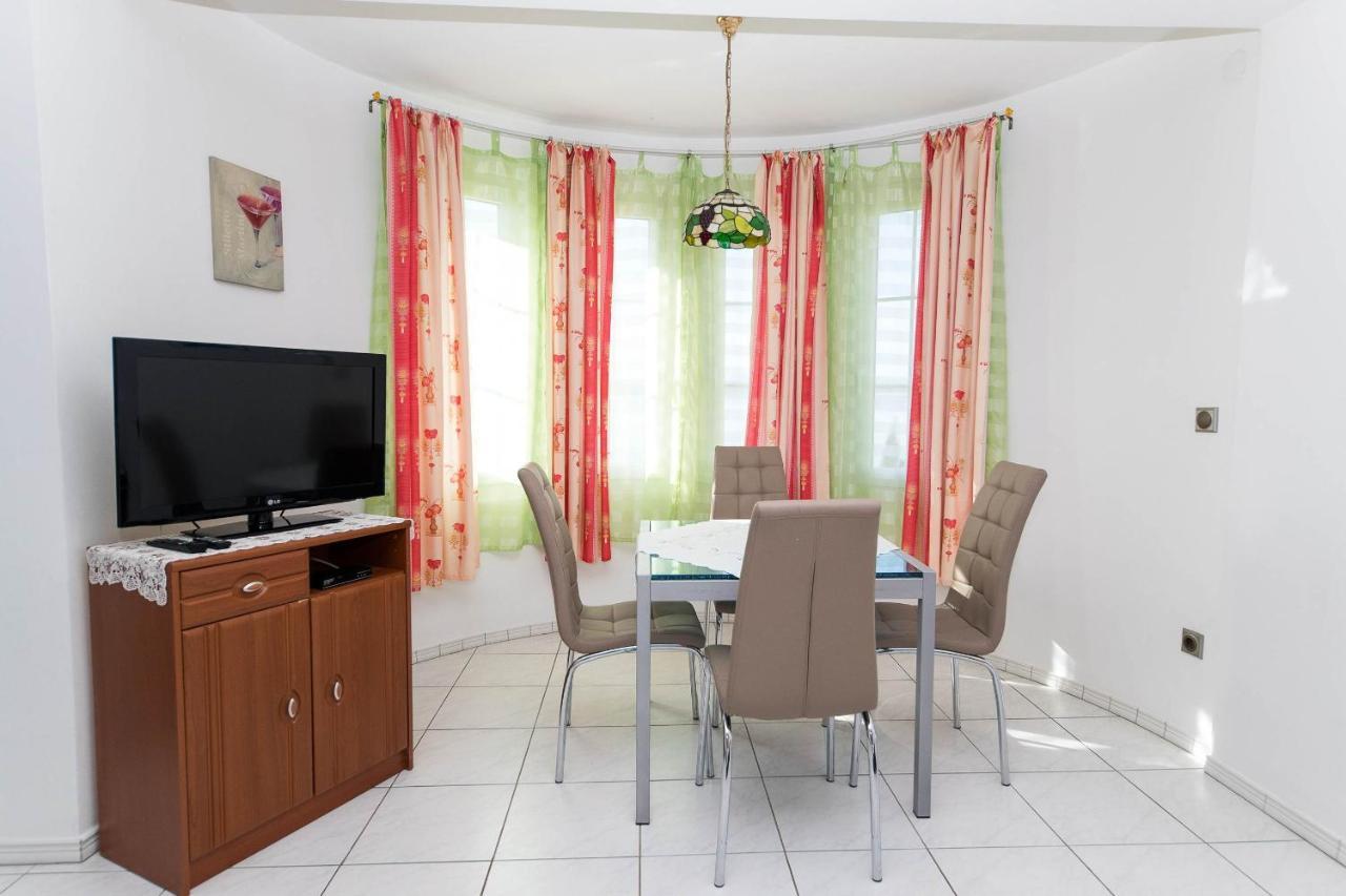 Apartmani Kovac ツリクヴェニツァ エクステリア 写真